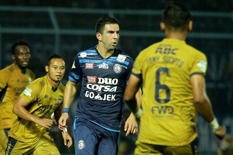 Arema FC Resmi Perpanjang Kontrak Atayev
