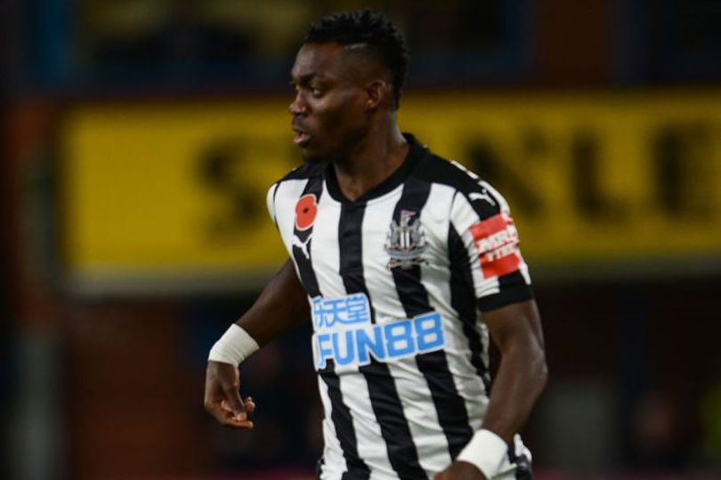 Christian Atsu Sudah Ditemukan, Luka di Kaki dan Kesulitan Bernafas