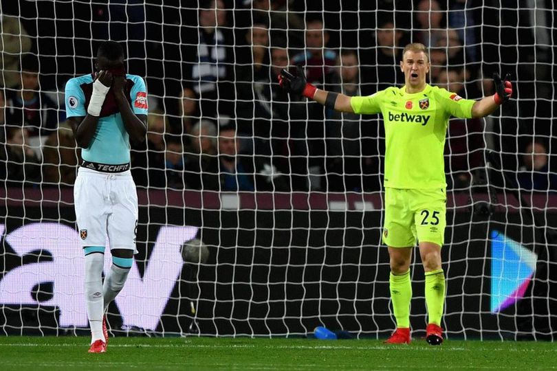 Keputusan Berat Pelatih Inggris Tinggalkan Hart
