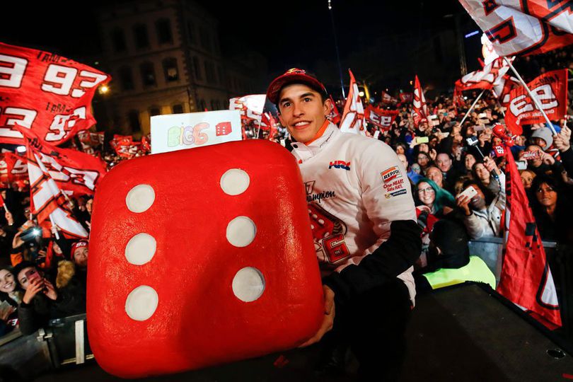 Penduduk Cervera Gelar Pesta Besar untuk Marc Marquez Penduduk Cervera Gelar Pesta Besar untuk Marc Marquez