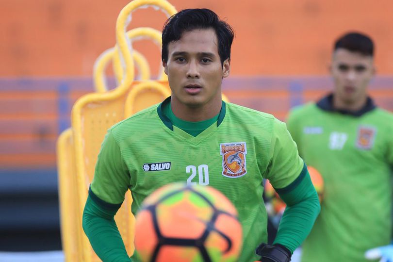 Libur Kompetisi, Kiper Borneo FC Banting Setir Jadi Selebgram