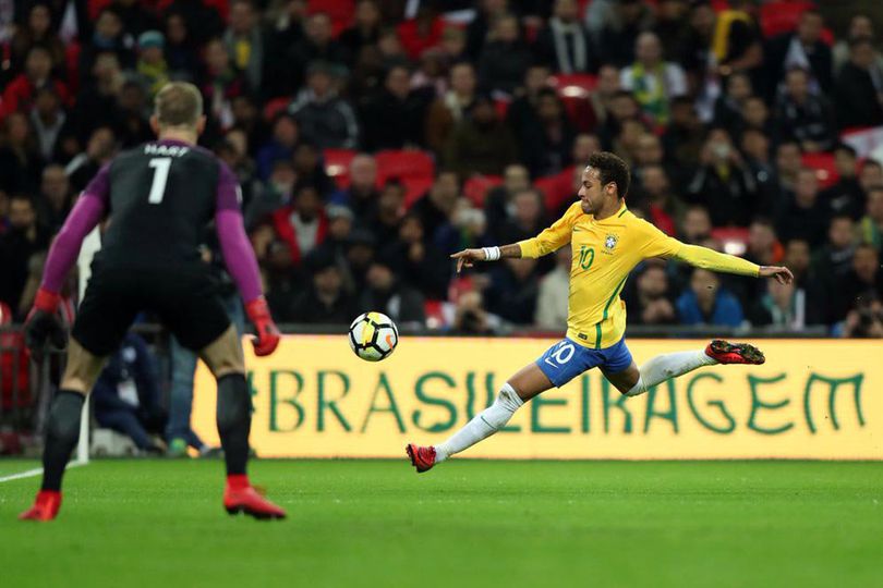 Joe Hart Tidak Layak Bela Inggris di Piala Dunia