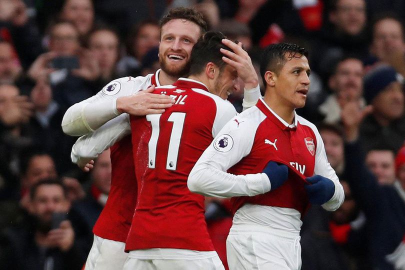 Mustafi Komentari 12 Kemenangan Beruntun Arsenal di Emirates