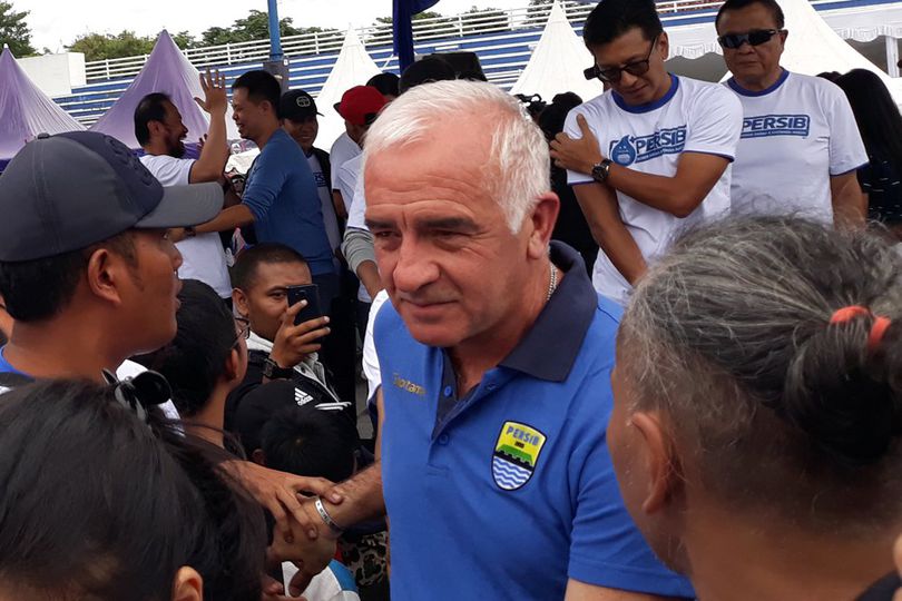 Robert Rene Alberts Jadi Pelatih Persib, Ini Kata Mario Gomez