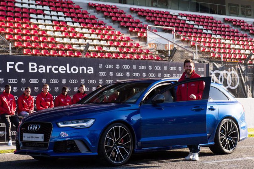 Video: Para Pemain Barca Dapat Mobil Dinas Mewah dari Audi