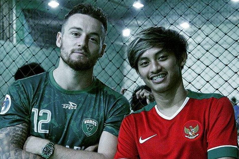 Bos Persija Bertemu Dengan Marc Klok, Ada Apa?