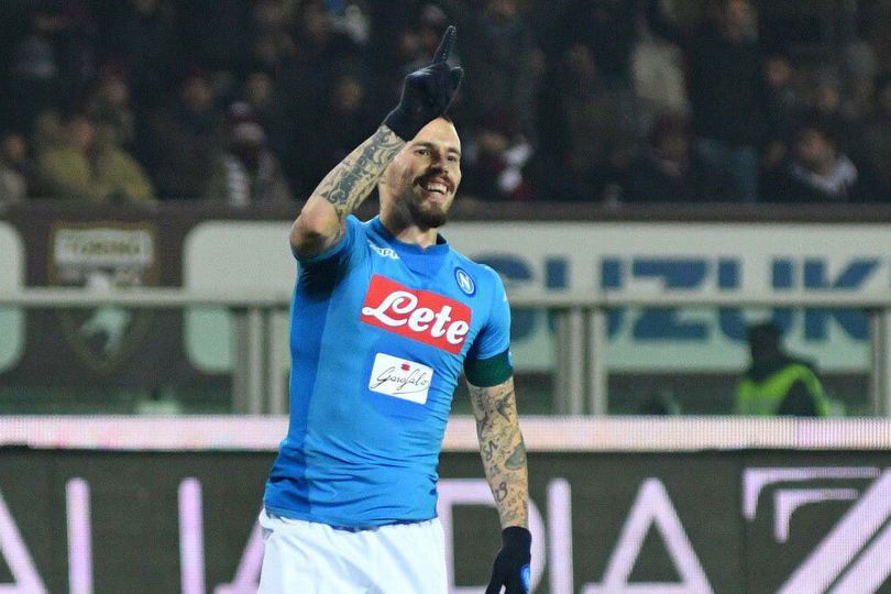 Napoli Bakal Minus Hamsik Lawan Roma