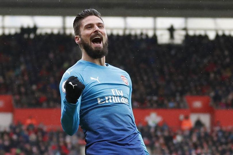 Supersub, Giroud Samai Rekor Legenda MU