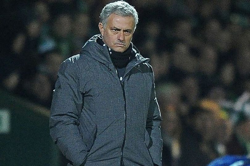 Sempat Cekcok, Mourinho Izinkan Legenda MU Intip Rahasia Taktiknya