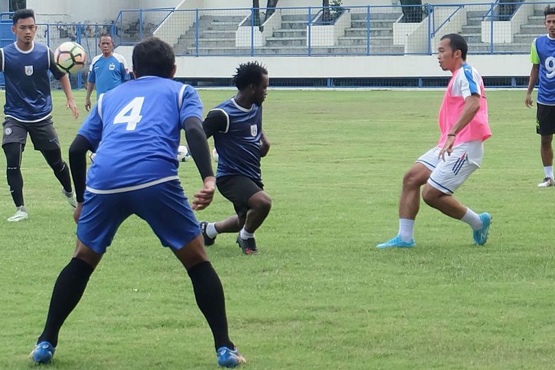 Gelandang Impor PSIS Puji Kekuatan Arema FC