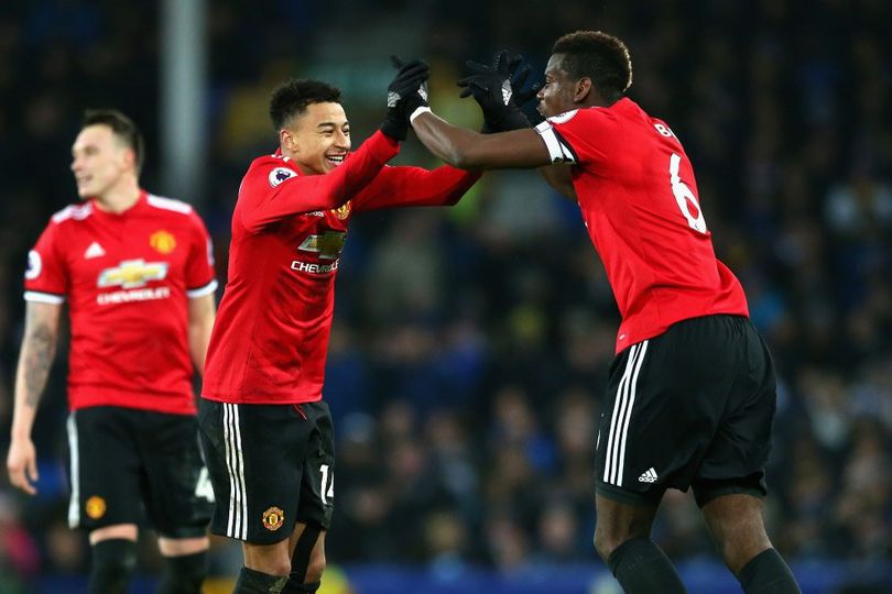 Lingard Bantu Pogba Keluarkan Kemampuan Terbaik Lingard Bantu Pogba Keluarkan Kemampuan Terbaik