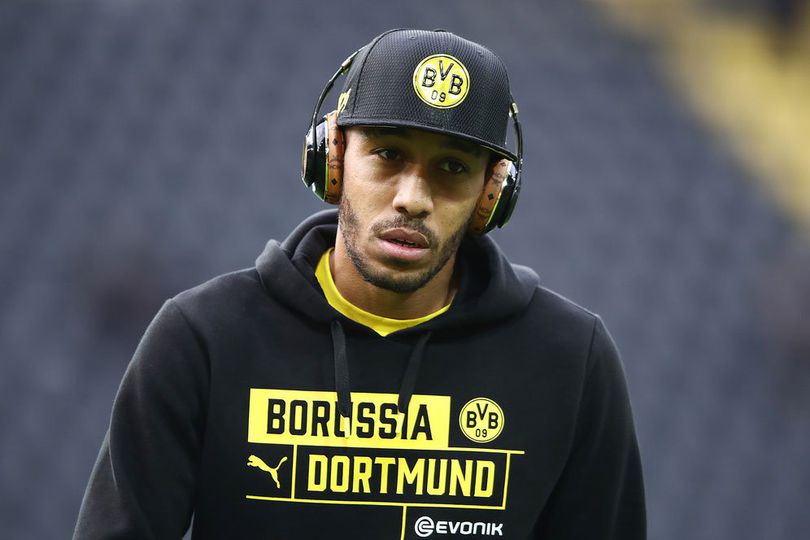 Aubameyang Terbang ke London Pakai Jet Pribadi