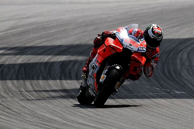 Stoner Sebut Lorenzo Sukses Susul Performa Dovizioso