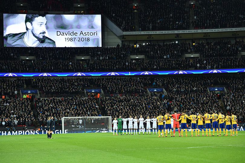 Video: Tribut Menyentuh Untuk Astori di Laga Spurs vs Juve