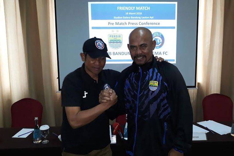 Pelatih Arema FC Nilai Persib Lebih Bagus dari Musim Lalu