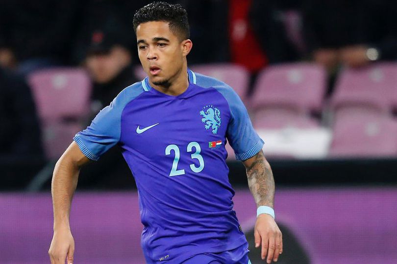 Debut Timnas Belanda di Usia 18, Justin Kluivert Sakit Perut