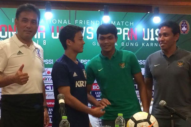 Usai Operasi Patah Tulang, Bek Persebaya Ini Sudah Siuman