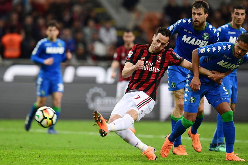 Untuk Boyong Bellotti, Vialli Sarankan Milan Jual Kalinic Dan Silva