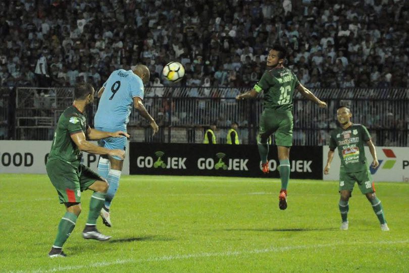 Rahasia di Balik Dua Gol Sundulan Loris Arnaud ke Gawang PSMS