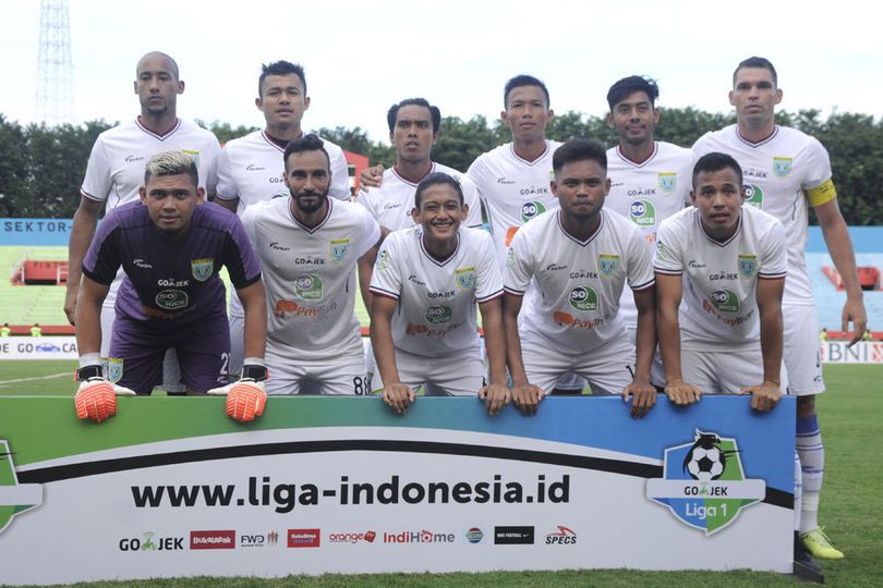 Jamu PSMS Medan, Persela Benahi Transisi