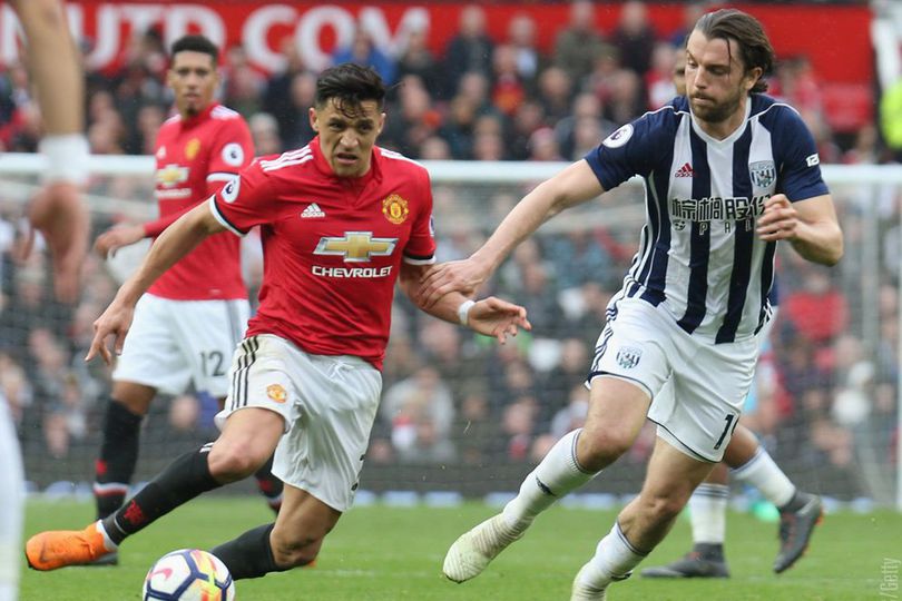 Penampilan Sanchez Di MU Belum Buat Scholes Puas