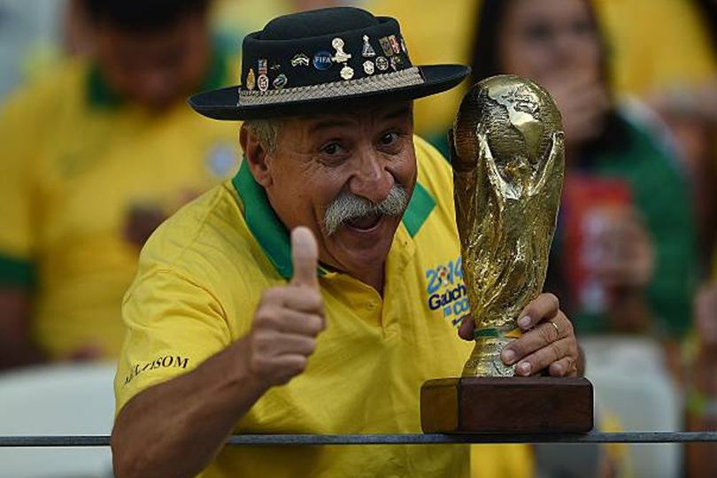 Mengenang Clovis Acosta Fernandes, Pemain ke-12 Brasil di Tujuh Piala Dunia Mengenang Clovis Acosta Fernandes, Pemain ke-12 Brasil di Tujuh Piala Dunia