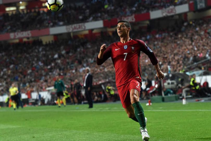 Bagi Portugal, Ronaldo Tak Tergantikan