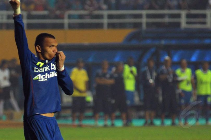 Ferdinand Sinaga Bahagia Kembali Bertemu dengan Persib Bandung