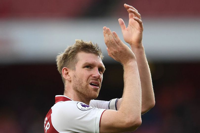 Mertesacker Luncurkan Program Latihan Untuk Anak-anak Pengungsi Suriah