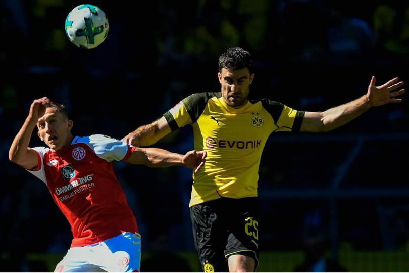 Borussia Dortmund Konfirmasi Sokratis Segera ke Arsenal