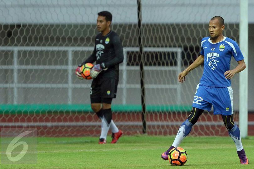 Hadapi PSMS, Persib Sudah Bisa Mainkan Ezechiel dan Supardi