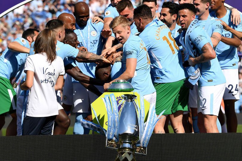 Alamak! Manchester City Nyaris Rusak Trofi Juara EPL