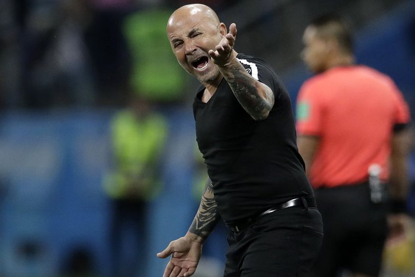 Caballero Dicaci, Sampaoli Langsung Pasang Badan