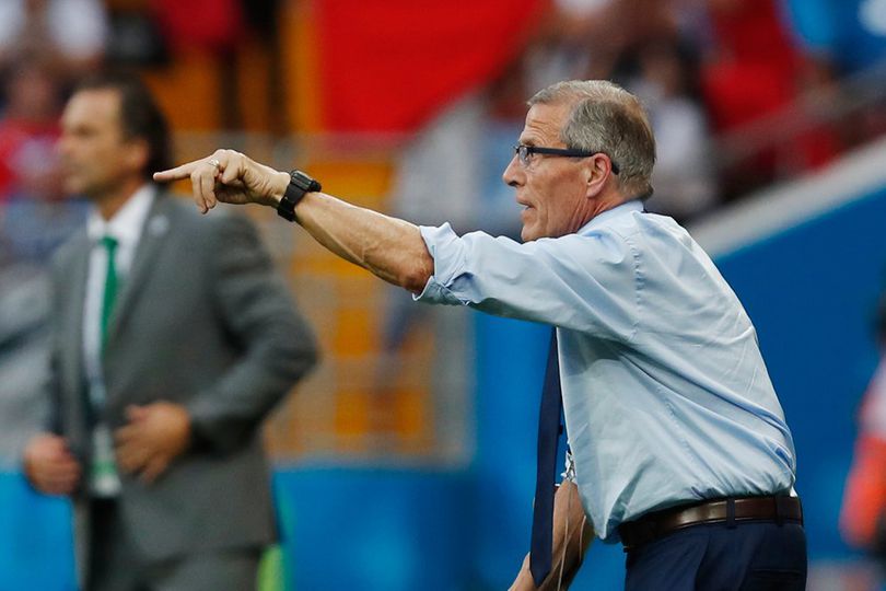 Pelatih Uruguay Khawatir Dengan Cedera Cavani