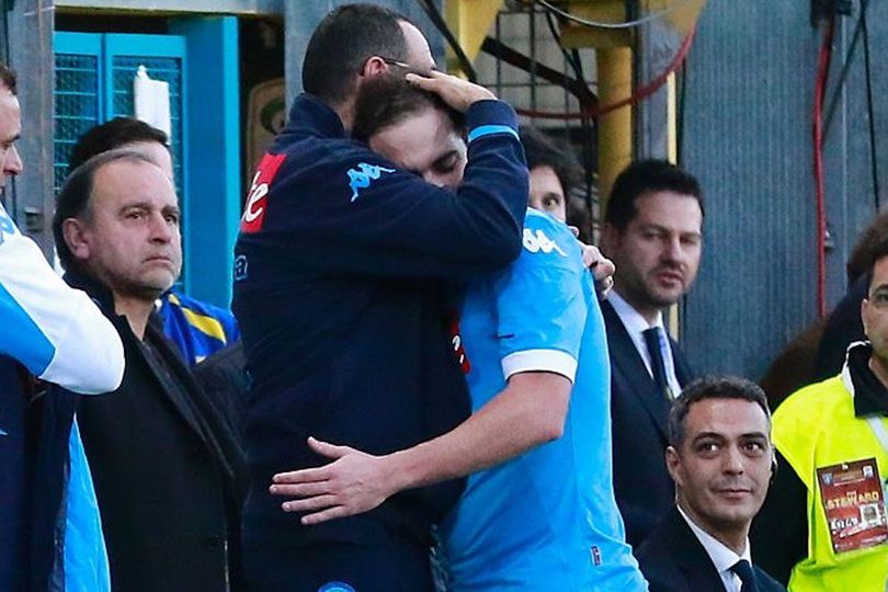 Chelsea Berharap Reuni Sarri dan Higuain, AC Milan Mengganggu