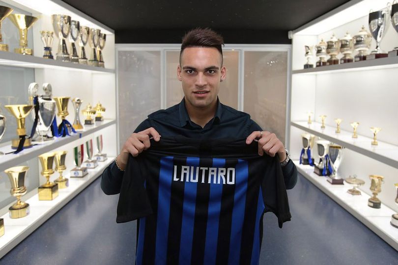 Inter Milan Resmikan Transfer Lautaro Martinez