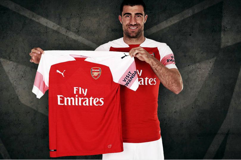 Sokratis Papastathopoulos Resmi Jadi Milik Arsenal