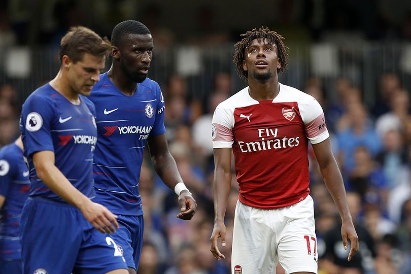 Arsenal Resmi Lepas Alex Iwobi ke Everton