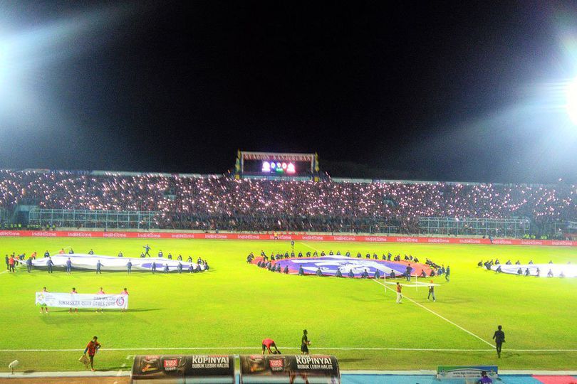 Jakmania Masuk Sentelban, Kick-off Arema vs Persija Tertunda