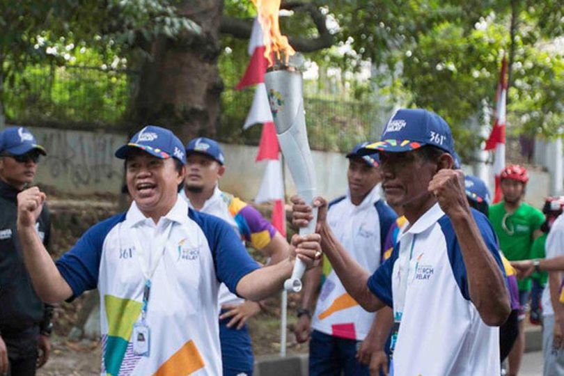 Ellyas Pical Ramaikan Kirab Obor Asian Games 2018 di Bogor