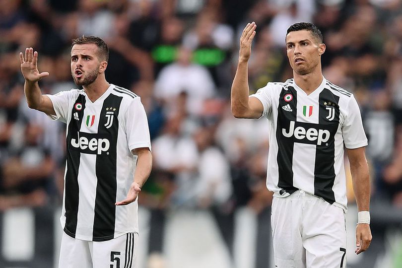 Pjanic Harap Ronaldo Bisa Nyaman di Juventus