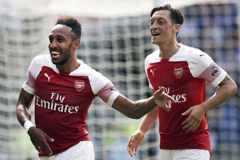 Gol Aubameyang Rasa Thierry Henry