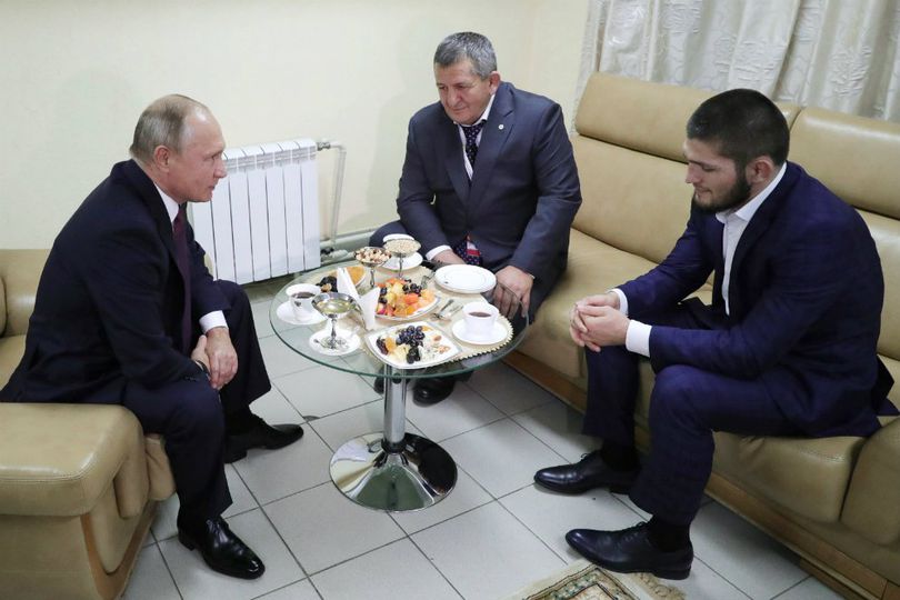 Putin Sebut Khabib Menang Secara Meyakinkan dari McGregor