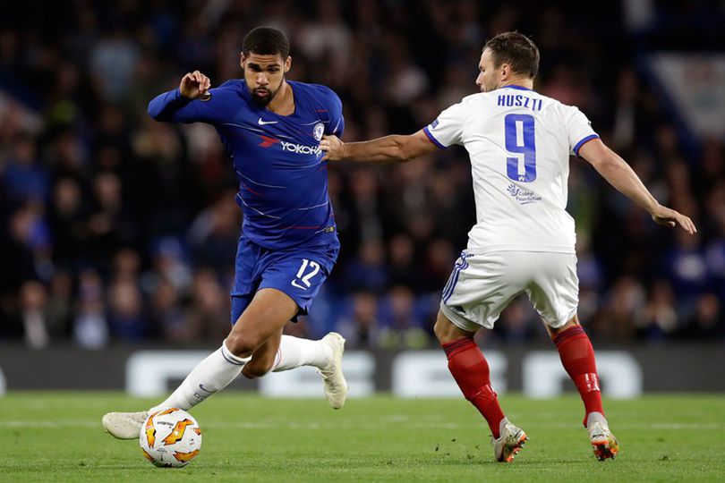 Arsenal Tertarik Gunakan Servis Loftus-Cheek