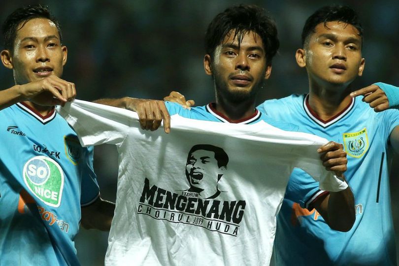 One Minute Silence Warnai Laga Persela vs PSIS Semarang