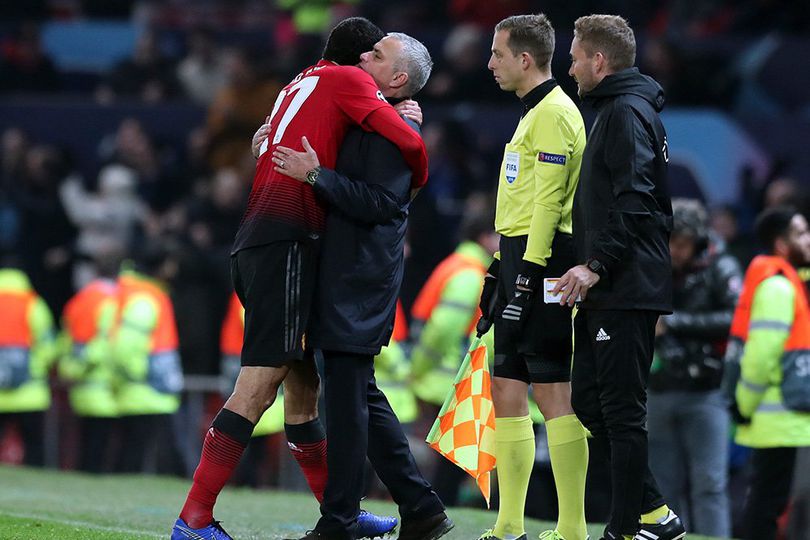 Fellaini Mungkin Bertahan di MU Jika Mourinho Tidak Dipecat