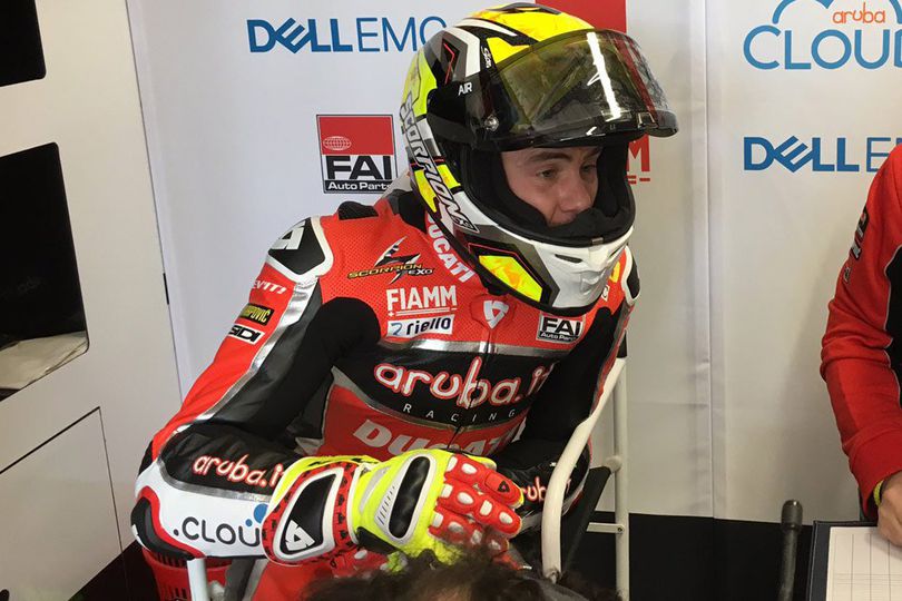 Bautista Kuasai Hari Pertama Uji Coba WorldSBK Australia Bautista Kuasai Hari Pertama Uji Coba WorldSBK Australia