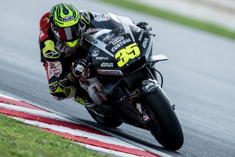 Engkel Belum Pulih, Crutchlow 'Belajar' Naik Motor Lagi