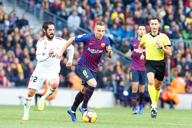 Pemberontakan Arthur Melo, Fokus Barcelona Terganggu Jelang Kelanjutan UCL