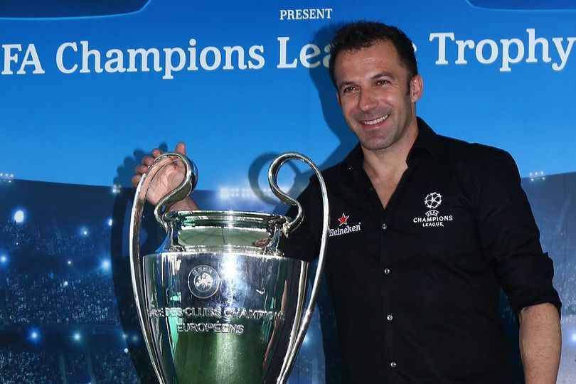 Alessandro Del Piero dan Trofi Liga Champions Kunjungi Pulau Dewata, Bali Alessandro Del Piero dan Trofi Liga Champions Kunjungi Pulau Dewata, Bali